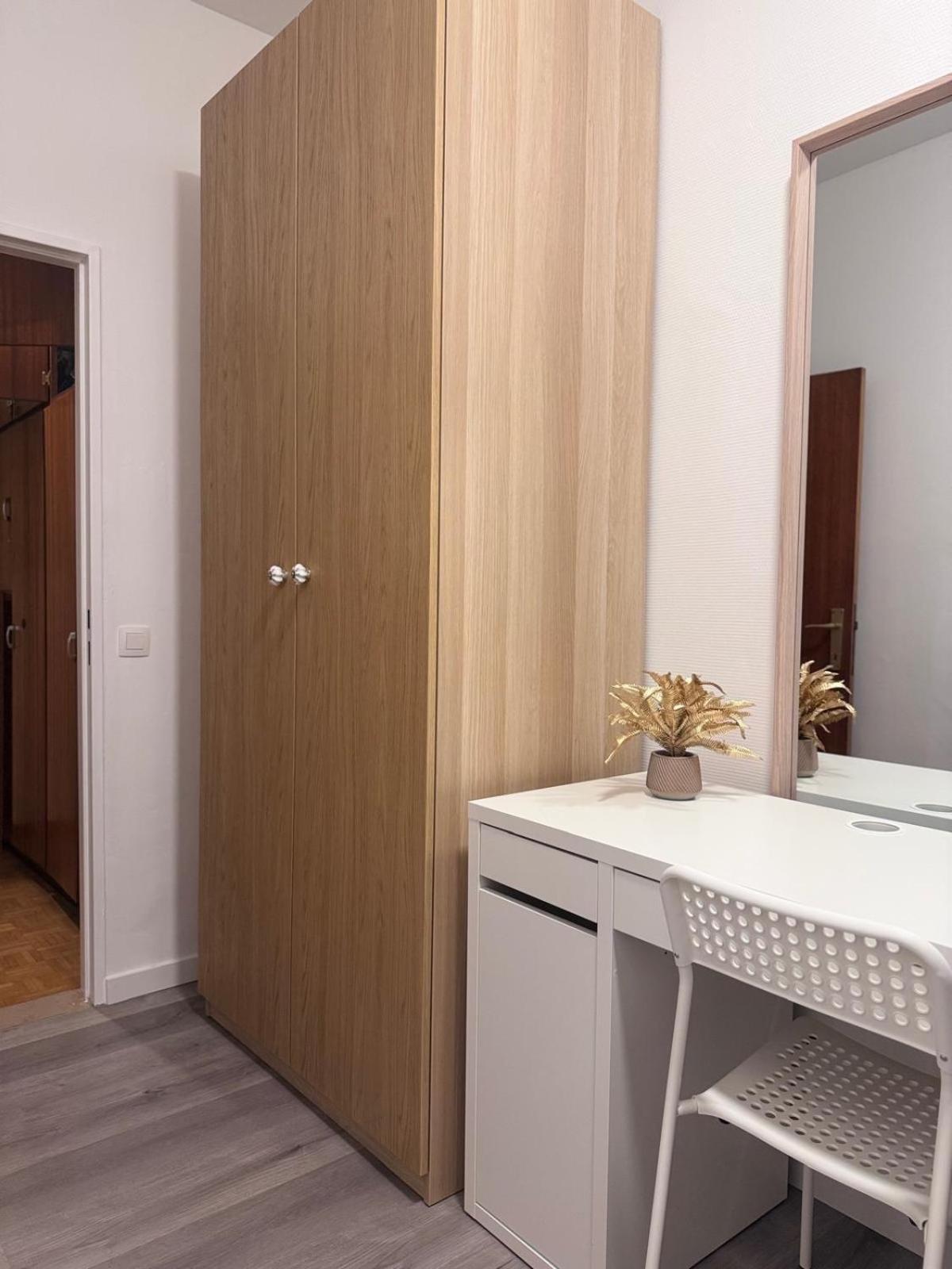 Simon Apartment